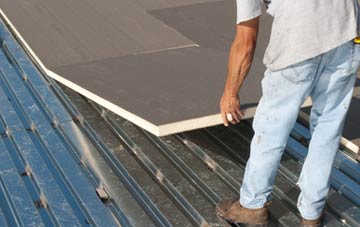 benefits of insulating Rhosllanerchrugog flat roofing