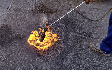 Rhosllanerchrugog flat roofing repairs